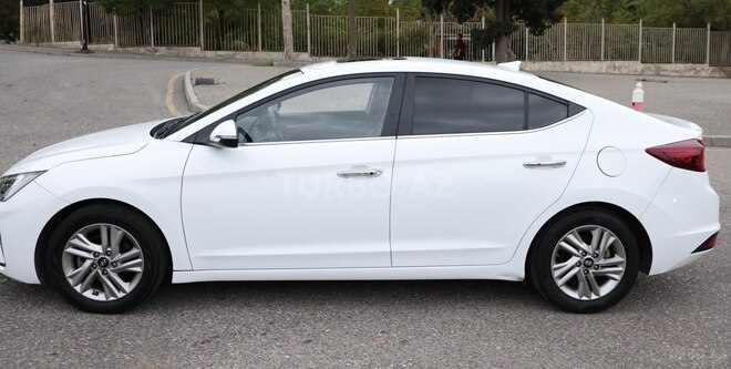 Hyundai Avante 2019, 194,000 km - 1.6 l - Bakı