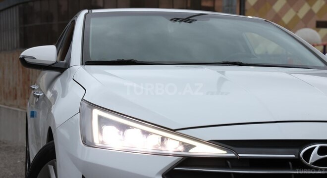 Hyundai Avante 2019, 194,000 km - 1.6 l - Bakı