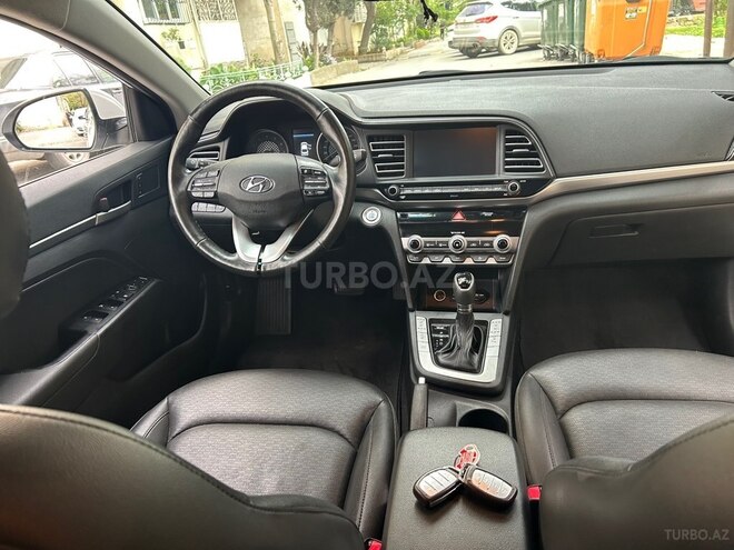 Hyundai Avante 2019, 194,000 km - 1.6 l - Bakı