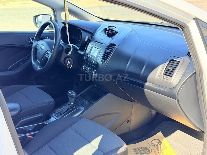 Kia Forte 2015, 225,308 km - 1.8 l - Tovuz