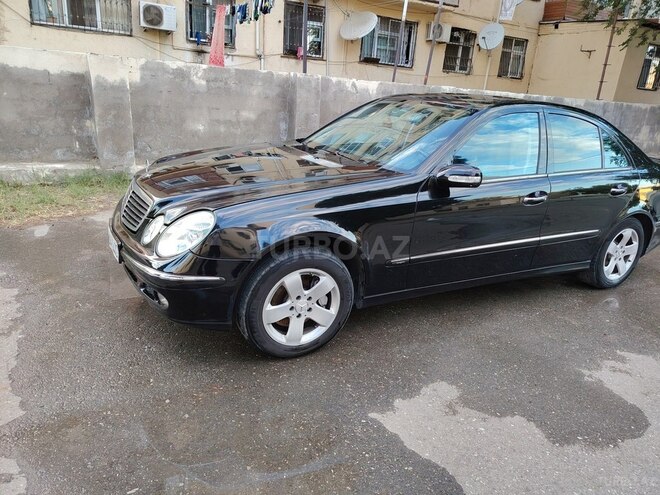 Mercedes E 240 2003, 406,979 km - 2.6 l - Sumqayıt