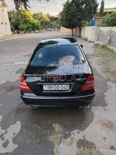 Mercedes E 240 2003, 406,979 km - 2.6 l - Sumqayıt