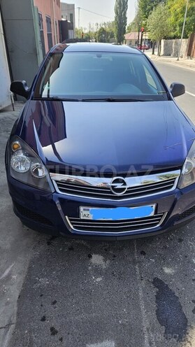 Opel Astra 2010, 301,200 km - 1.4 l - Şəki
