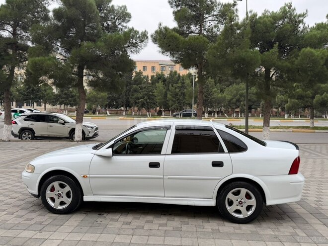 Opel Vectra 2001, 290,000 km - 1.8 л - Sumqayıt
