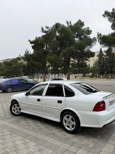 Opel Vectra 2001, 290,000 km - 1.8 л - Sumqayıt