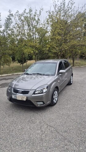Kia Rio 2011, 300,000 km - 1.4 l - Bakı