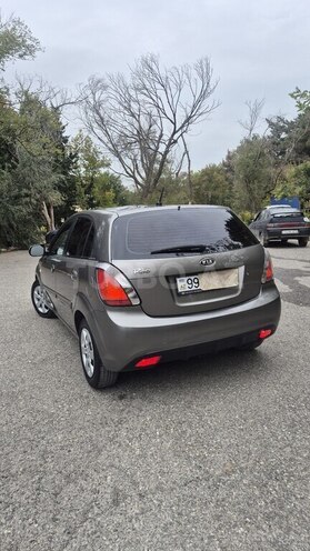 Kia Rio 2011, 300,000 km - 1.4 l - Bakı