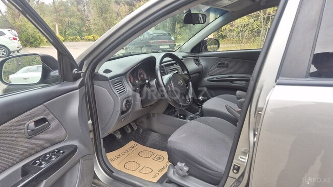 Kia Rio 2011, 300,000 km - 1.4 l - Bakı