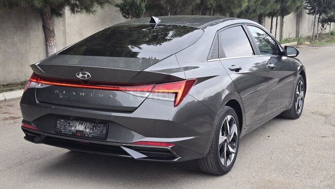 Hyundai Elantra 2022, 70,000 km - 1.6 l - Bakı