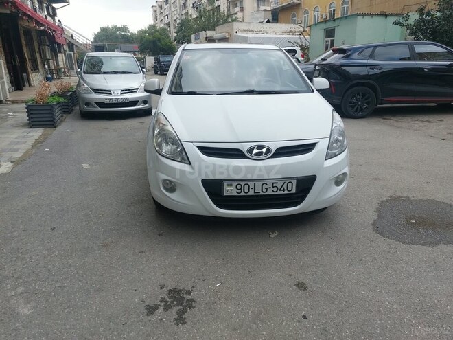 Hyundai i20 2011, 200,453 km - 1.4 l - Bakı