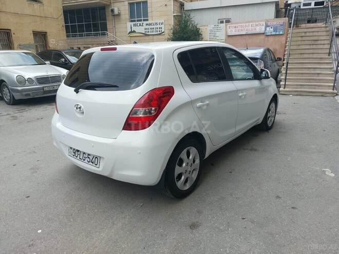 Hyundai i20 2011, 200,453 km - 1.4 l - Bakı