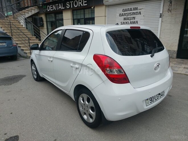 Hyundai i20 2011, 200,453 km - 1.4 l - Bakı