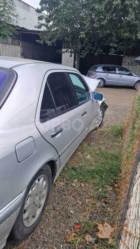 Mercedes C 180 1997, 243,459 km - 1.8 l - Gəncə