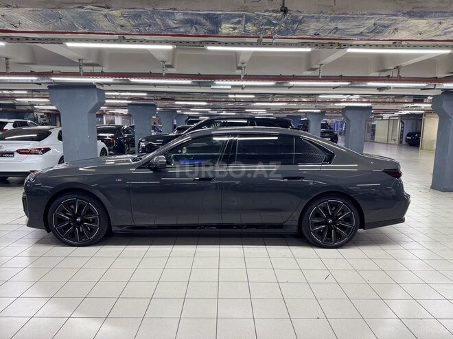 BMW i7 2023, 27,000 km - 0.0 l - Bakı