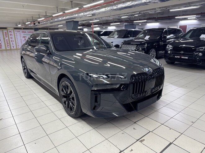 BMW i7 2023, 27,000 km - 0.0 l - Bakı