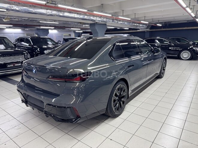 BMW i7 2023, 27,000 km - 0.0 l - Bakı