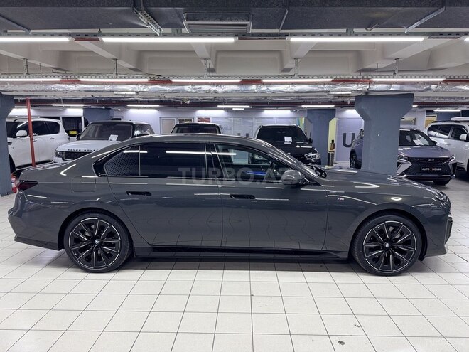 BMW i7 2023, 27,000 km - 0.0 l - Bakı