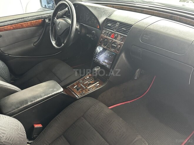 Mercedes C 200 1999, 298,000 km - 2.2 l - Xırdalan