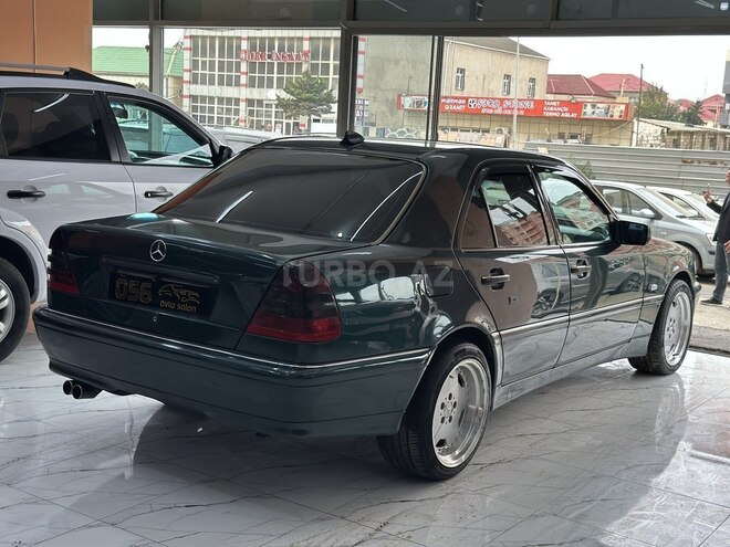 Mercedes C 200 1999, 298,000 km - 2.2 l - Xırdalan