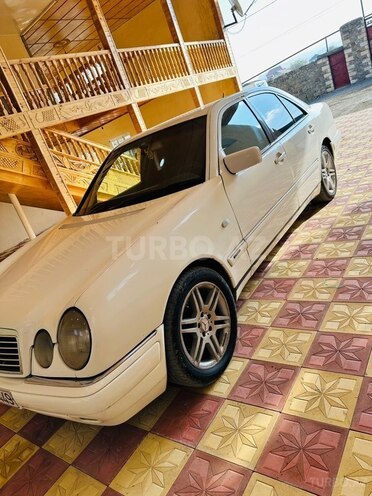 Mercedes E 280 4MATIC 1998, 418,000 km - 2.8 l - Şəmkir
