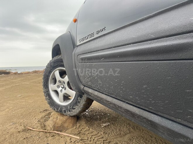 Jeep Liberty 2003, 288,625 km - 3.7 l - Sumqayıt