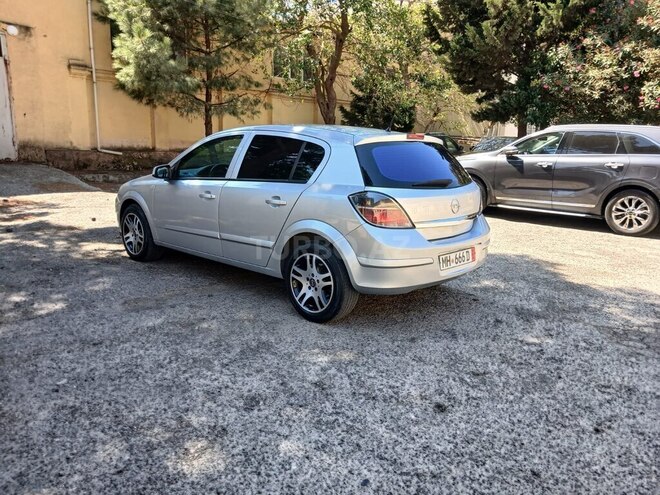 Opel Astra 2007, 305,000 km - 1.4 l - Bakı