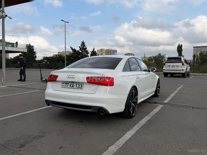 Audi A6 2014, 215,000 km - 2.8 l - Bakı