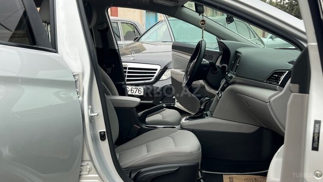 Hyundai Elantra 2016, 126,000 km - 1.4 l - Sumqayıt