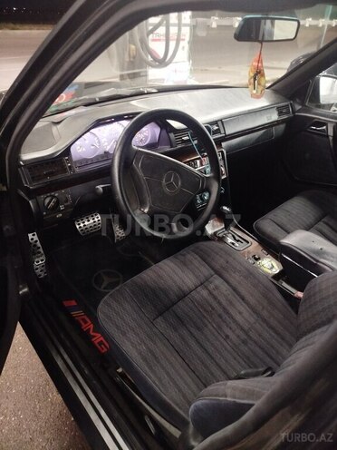 Mercedes E 250 1994, 431,018 km - 2.5 l - Bakı