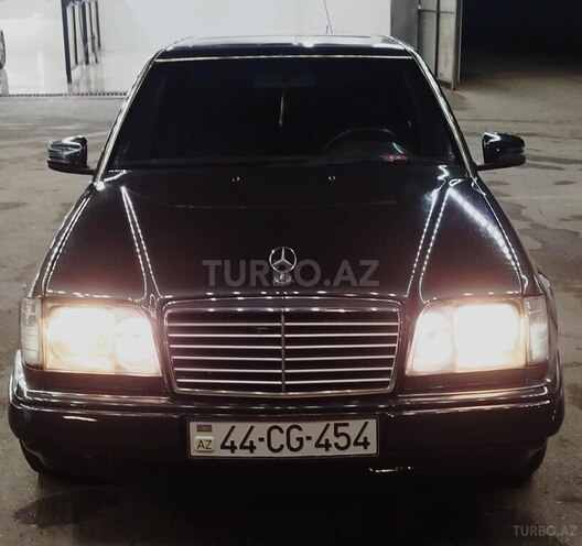 Mercedes E 250 1994, 431,018 km - 2.5 l - Bakı