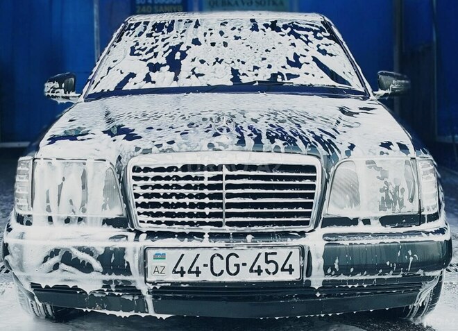Mercedes E 250 1994, 431,018 km - 2.5 l - Bakı