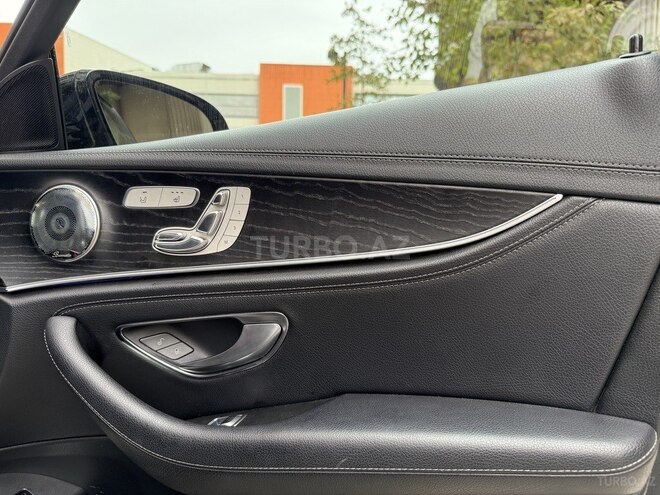 Mercedes E 300 d 2016, 188,676 km - 2.0 l - Bakı