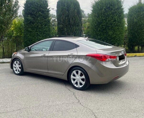 Hyundai Elantra 2013, 146,800 km - 1.8 l - Bakı