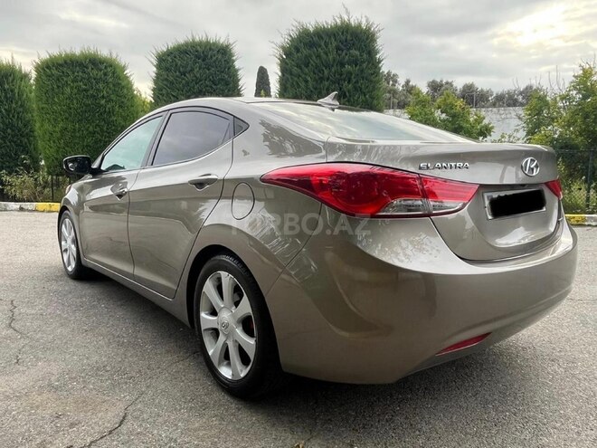 Hyundai Elantra 2013, 146,800 km - 1.8 l - Bakı