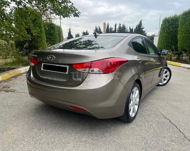 Hyundai Elantra 2013, 146,800 km - 1.8 l - Bakı
