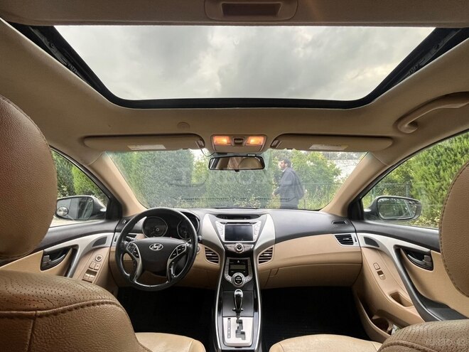 Hyundai Elantra 2013, 146,800 km - 1.8 l - Bakı