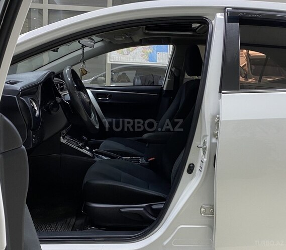 Toyota Corolla 2019, 238,000 km - 1.8 л - Sumqayıt