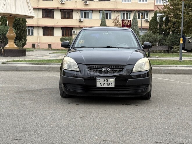 Kia Rio 2007, 410,000 km - 1.4 l - Yevlax