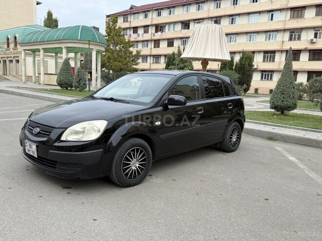 Kia Rio 2007, 410,000 km - 1.4 l - Yevlax