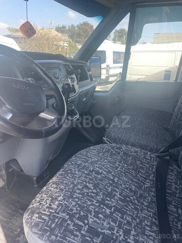 Ford Transit 2010, 290,000 km - 2.4 л - Bakı