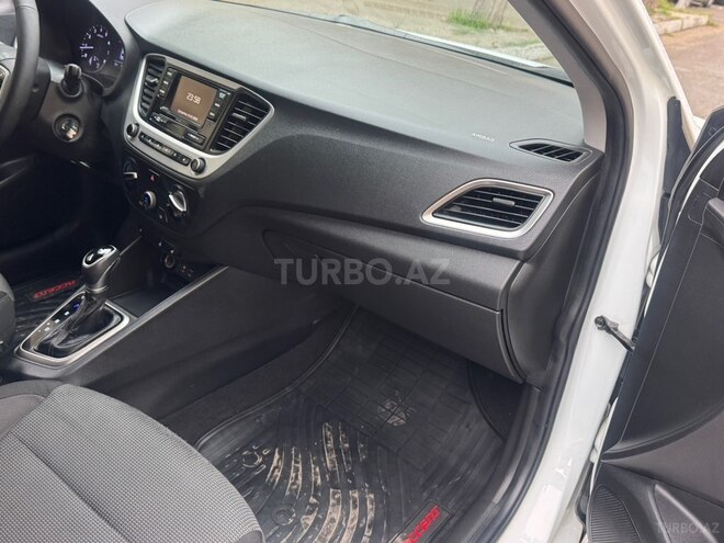 Hyundai Accent 2018, 97,000 km - 1.4 l - Bakı