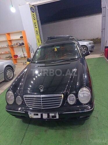 Mercedes E 270 2001, 400,000 km - 2.7 l - Bakı