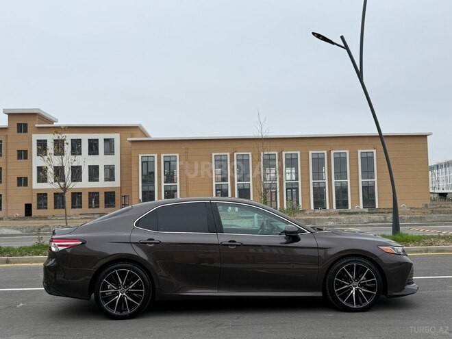 Toyota Camry 2018, 178,832 km - 2.5 л - Sumqayıt