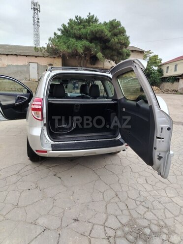 Toyota RAV4 2011, 260,000 km - 2.5 l - Babək