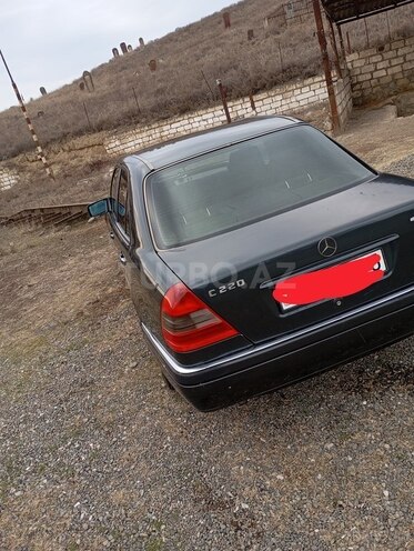 Mercedes C 220 1995, 456,125 km - 2.2 l - Qazax