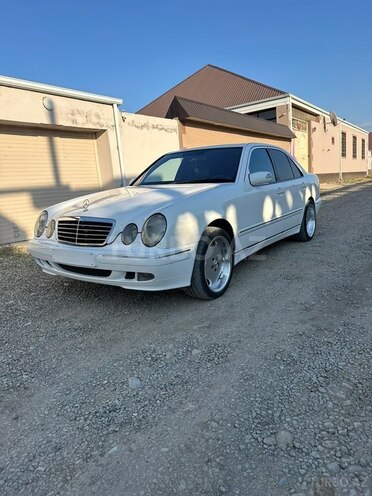 Mercedes E 320 2001, 367,433 km - 3.2 l - Gəncə