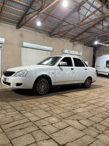 LADA (VAZ) Priora 2015, 178,000 km - 1.6 l - Salyan