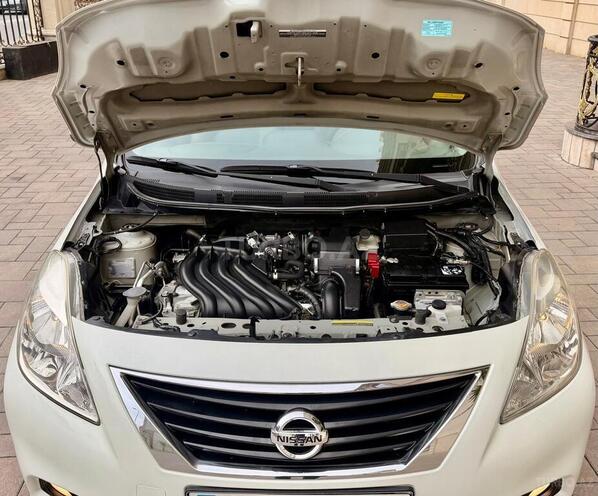 Nissan Sunny 2012, 204,200 km - 1.5 l - Bakı