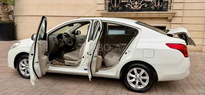 Nissan Sunny 2012, 204,200 km - 1.5 l - Bakı