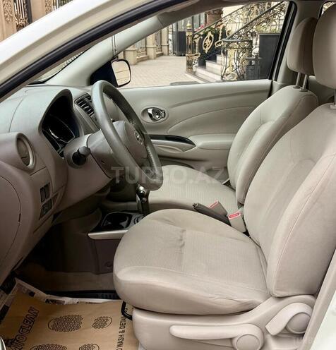 Nissan Sunny 2012, 204,200 km - 1.5 l - Bakı
